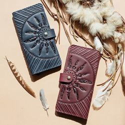 Женские кошельки