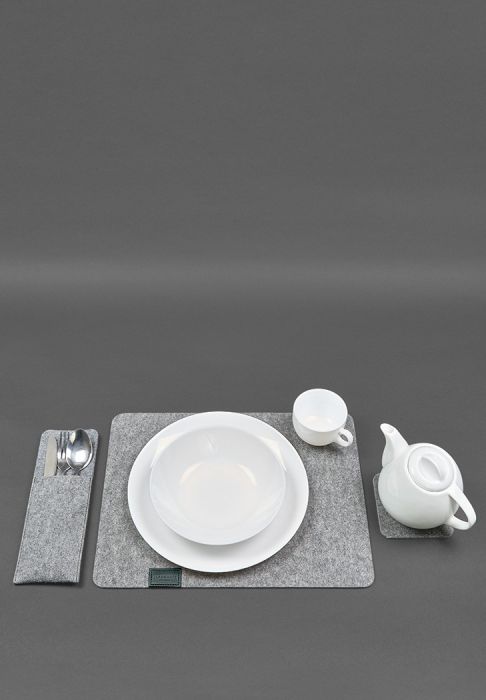 Фетровый набор для сервировки стола на 1 персону зеленый