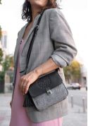 Фото Фетровая женская бохо-сумка Лилу с кожаными черными вставками