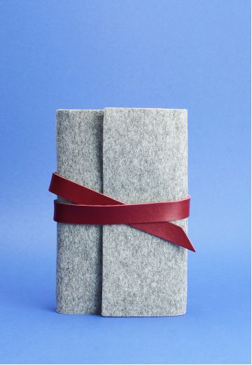 Фетровый женский блокнот (Софт-бук) 1.0 Фетр с кожаными бордовыми вставками