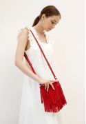 Фото Кожаная женская сумка с бахромой мини-кроссбоди Fleco красная