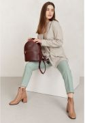Фото Кожаный женский мини-рюкзак Kylie Бордовый краст