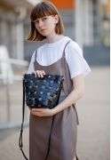 Фото Кожаная плетеная женская сумка Пазл M черная Krast
