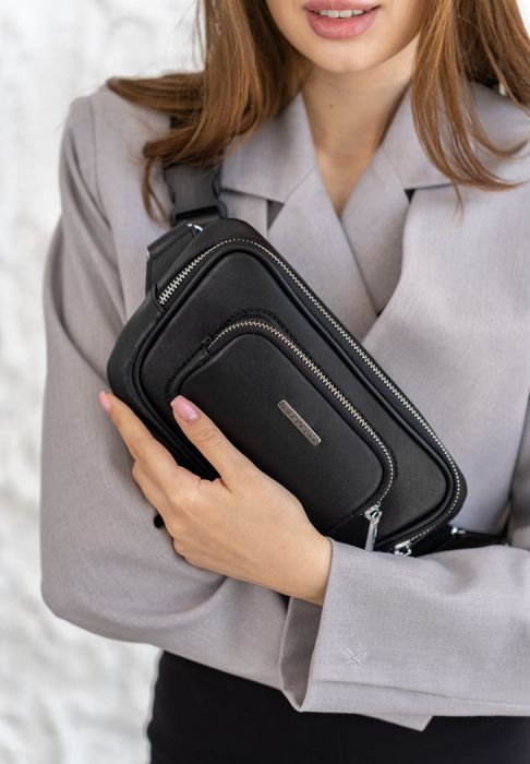 Кожаная поясная сумка-бананка Трапеция черная