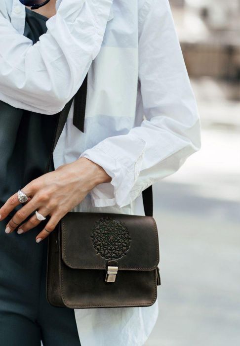 Кожаная женская бохо-сумка Лилу темно-коричневый Crazy Horse