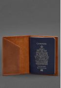 Фото Кожаная обложка для паспорта с канадским гербом светло-коричневая Crazy Horse (BN-OP-CA-k-kr)