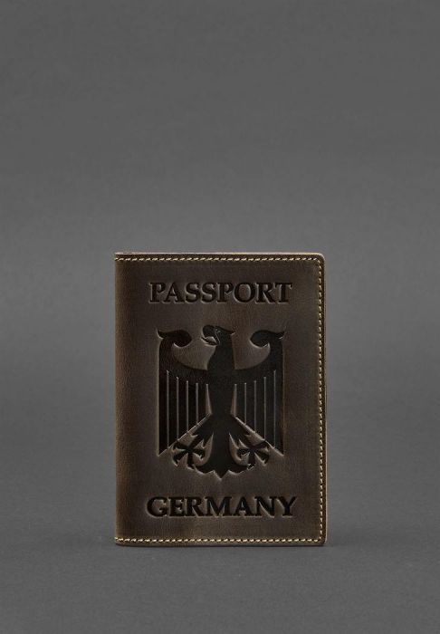 Кожаная обложка для паспорта с гербом Германии темно-коричневая Crazy Horse