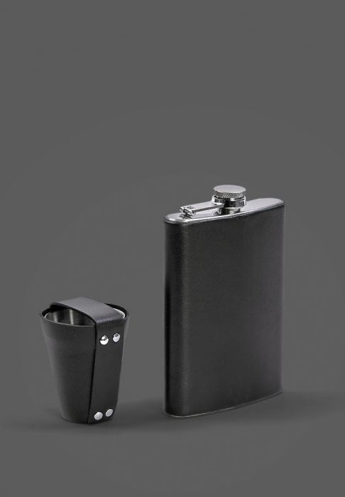 Набір з флягою та чарками у шкіряному чохлі чорний