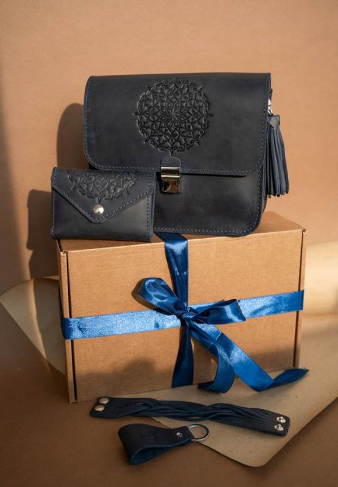 Жіночий подарунковий набір шкіряних аксесуарів Лондон