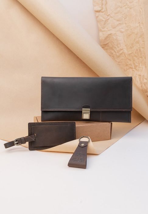 Фото Набор кожаных аксессуаров для путешественника Прага