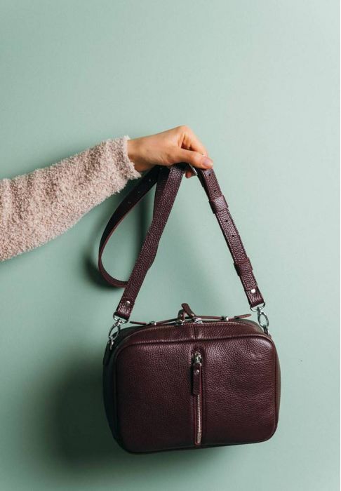 Женская кожаная сумка Avenue бордовая флотар