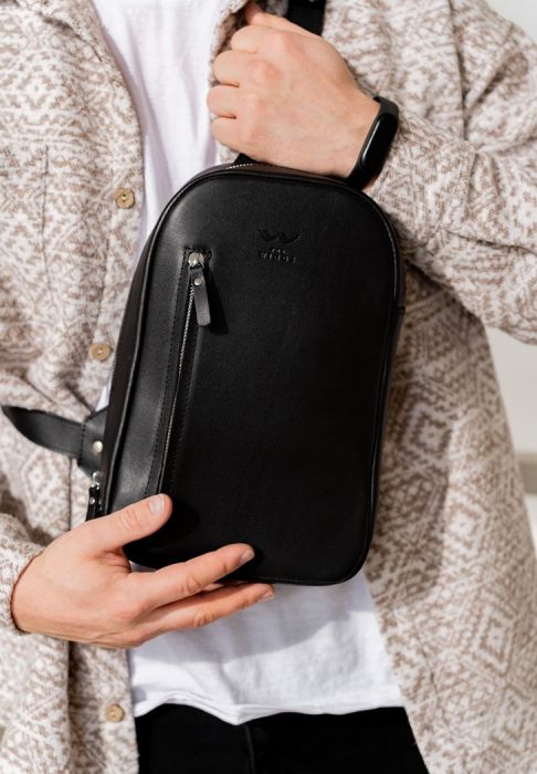 Чоловіча шкіряна сумка Chest bag чорна (TW-Chest-bag-black-ksr) фото
