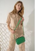 Фото Женская кожаная сумка поясная/кроссбоди Holly зеленая BlankNote (TW-Holly-gr) 
