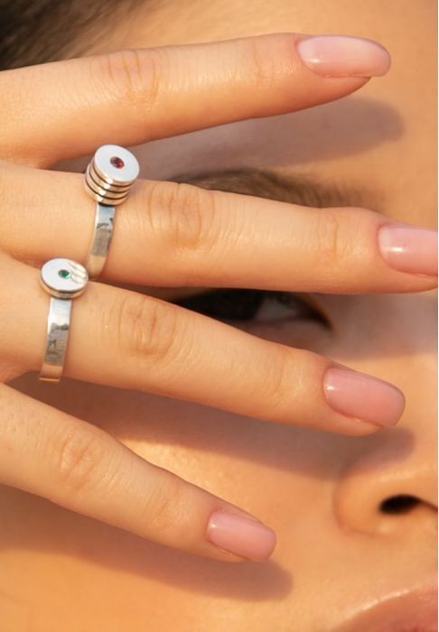 Фото Серьги пусеты асимметричные