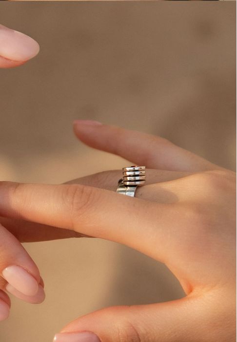 Фото Серьги пусеты природным элементом